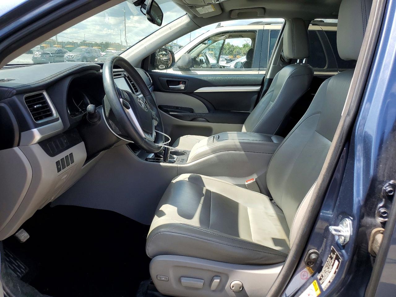 Toyota Highlander Xle