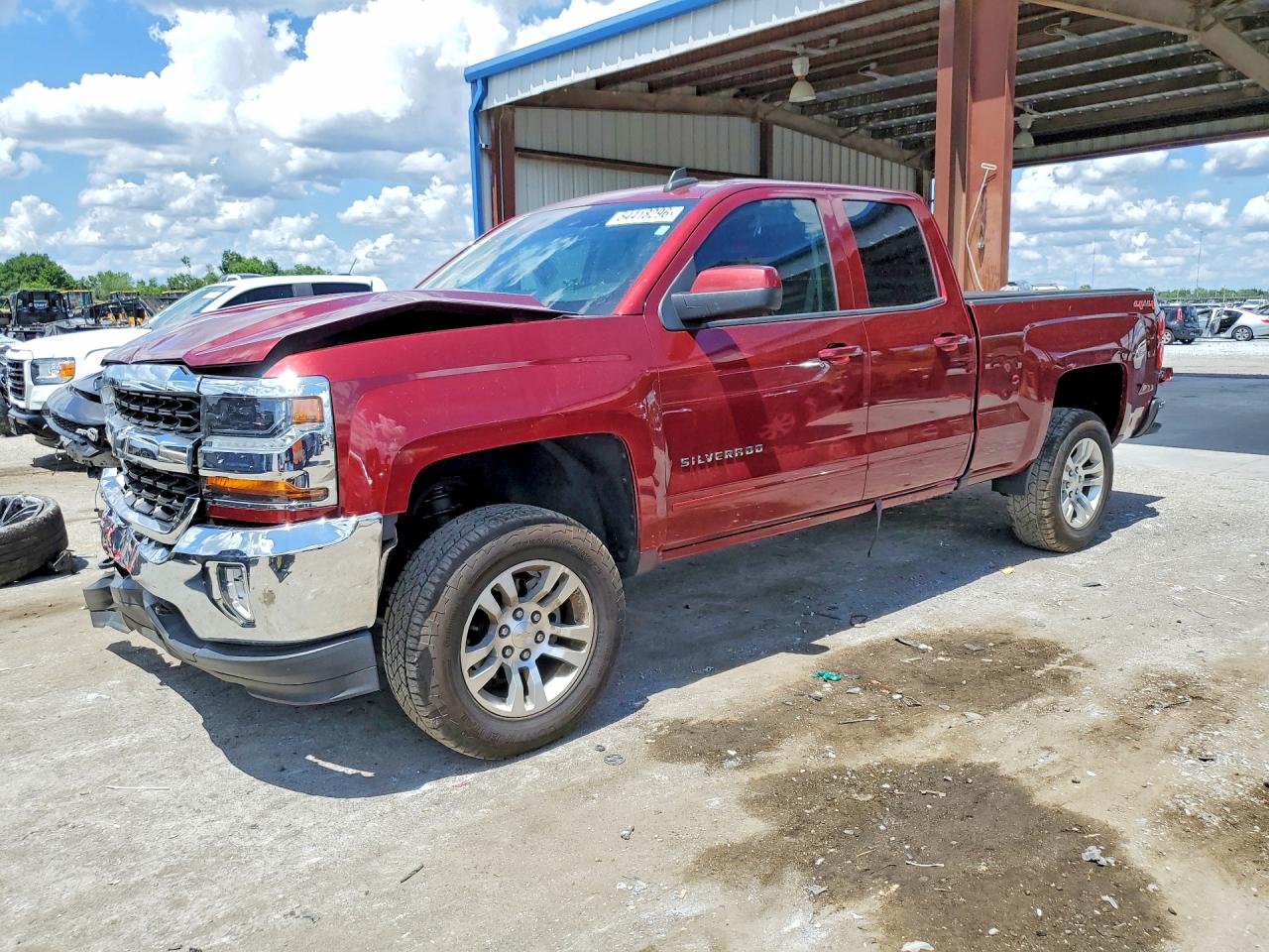 Salvage Chevrolet Silverado Image