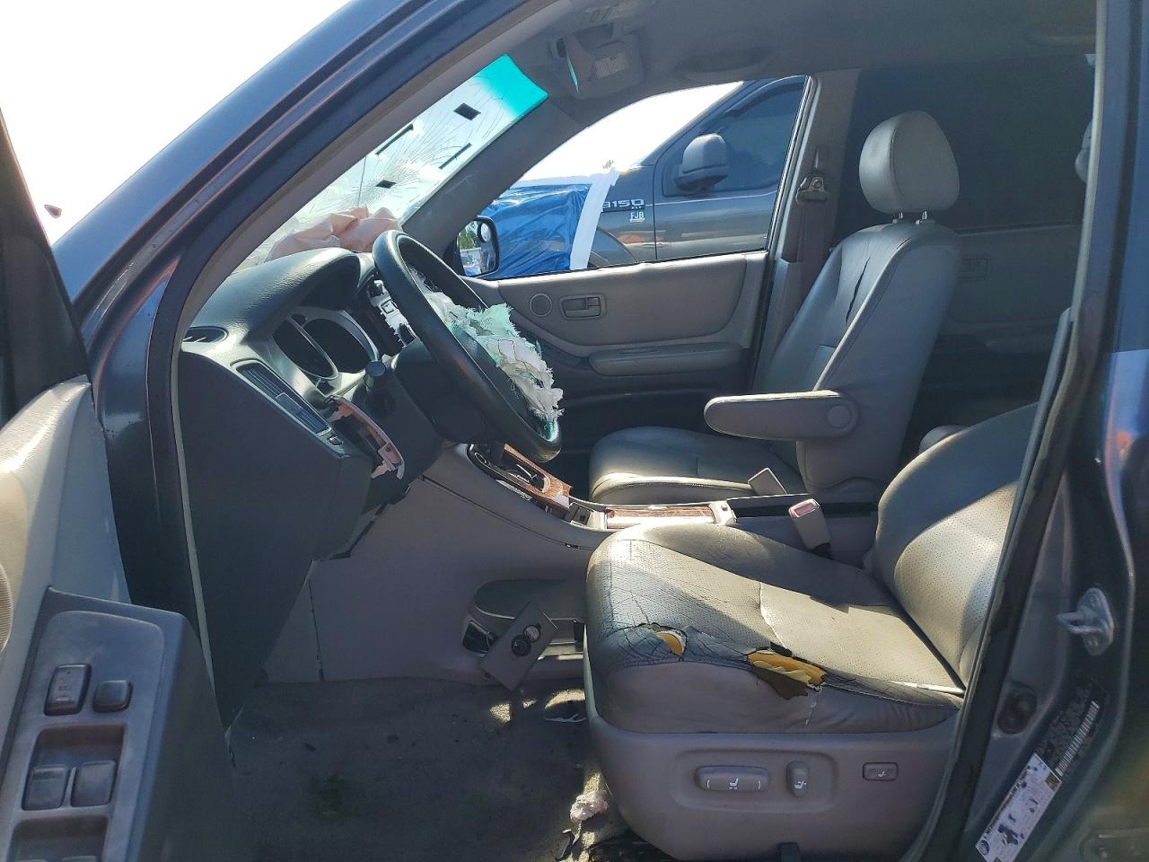 Toyota Highlander Base