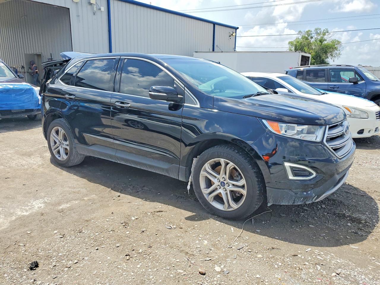 Ford Edge Titanium