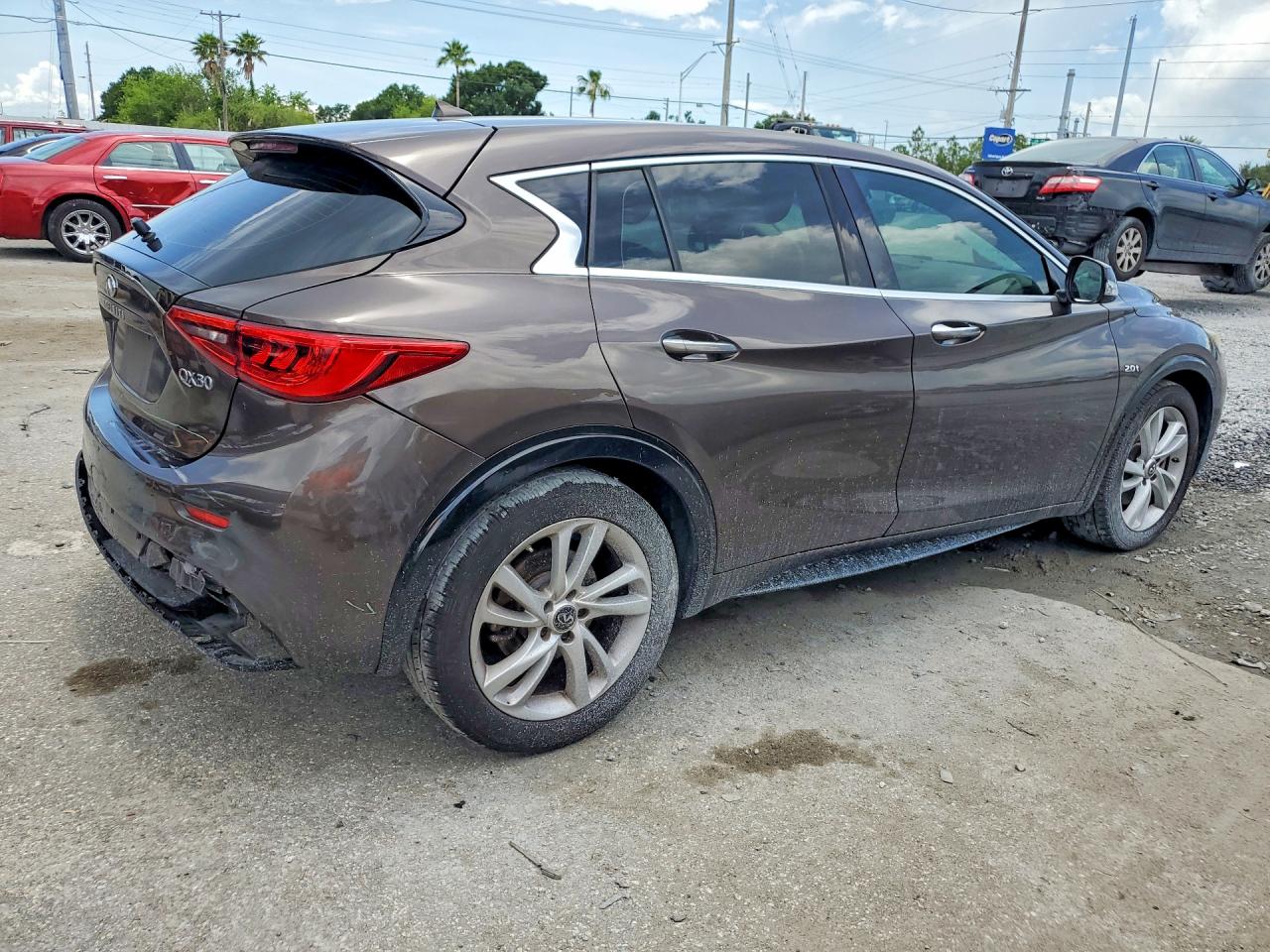 INFINITI Qx Pure