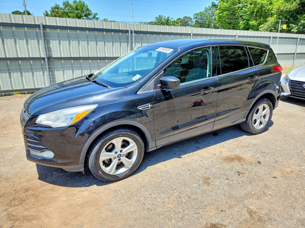 Salvage Ford Escape Image