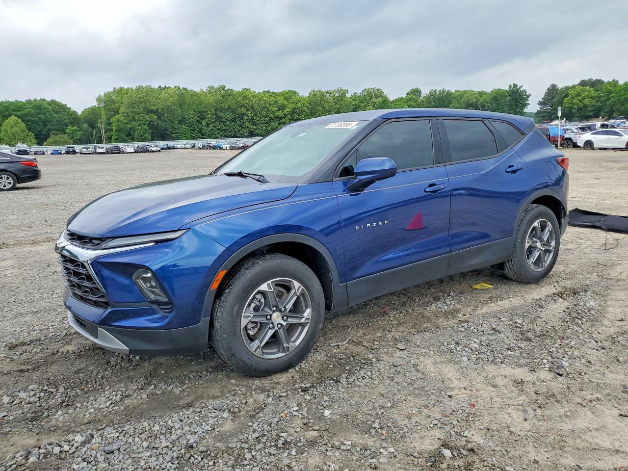 Salvage Chevrolet Blazer Image