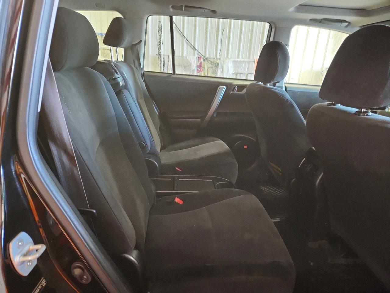 Toyota Highlander Sport
