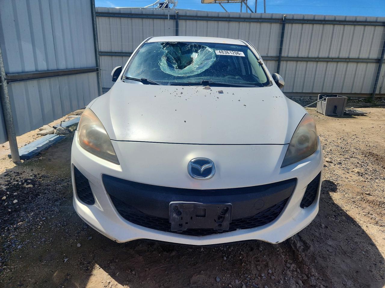Mazda 3 I