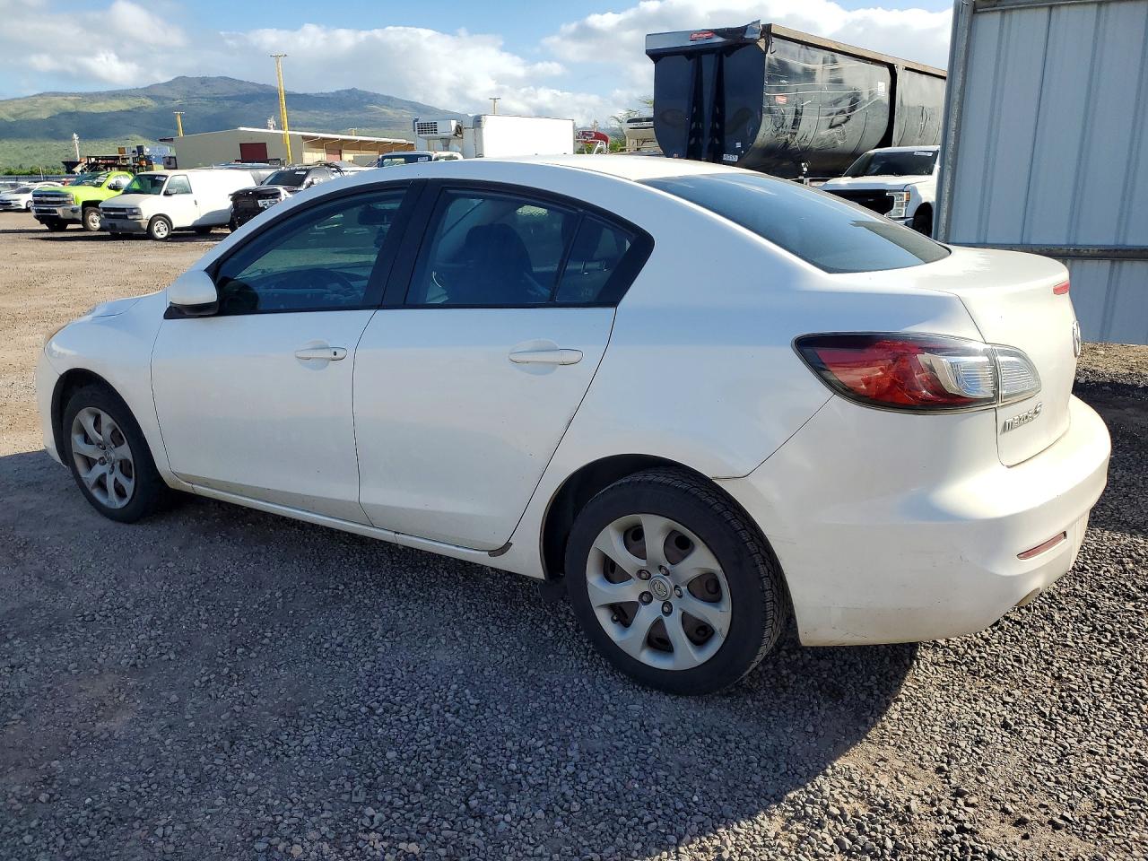 Mazda 3 I