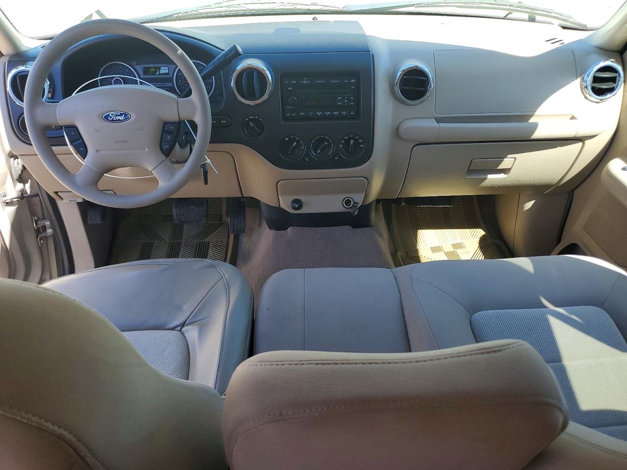 Ford Expedition Xlt