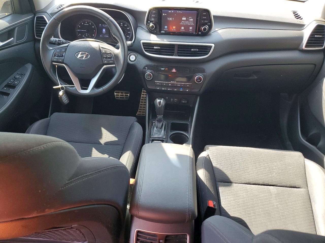 Hyundai TUCSON Night