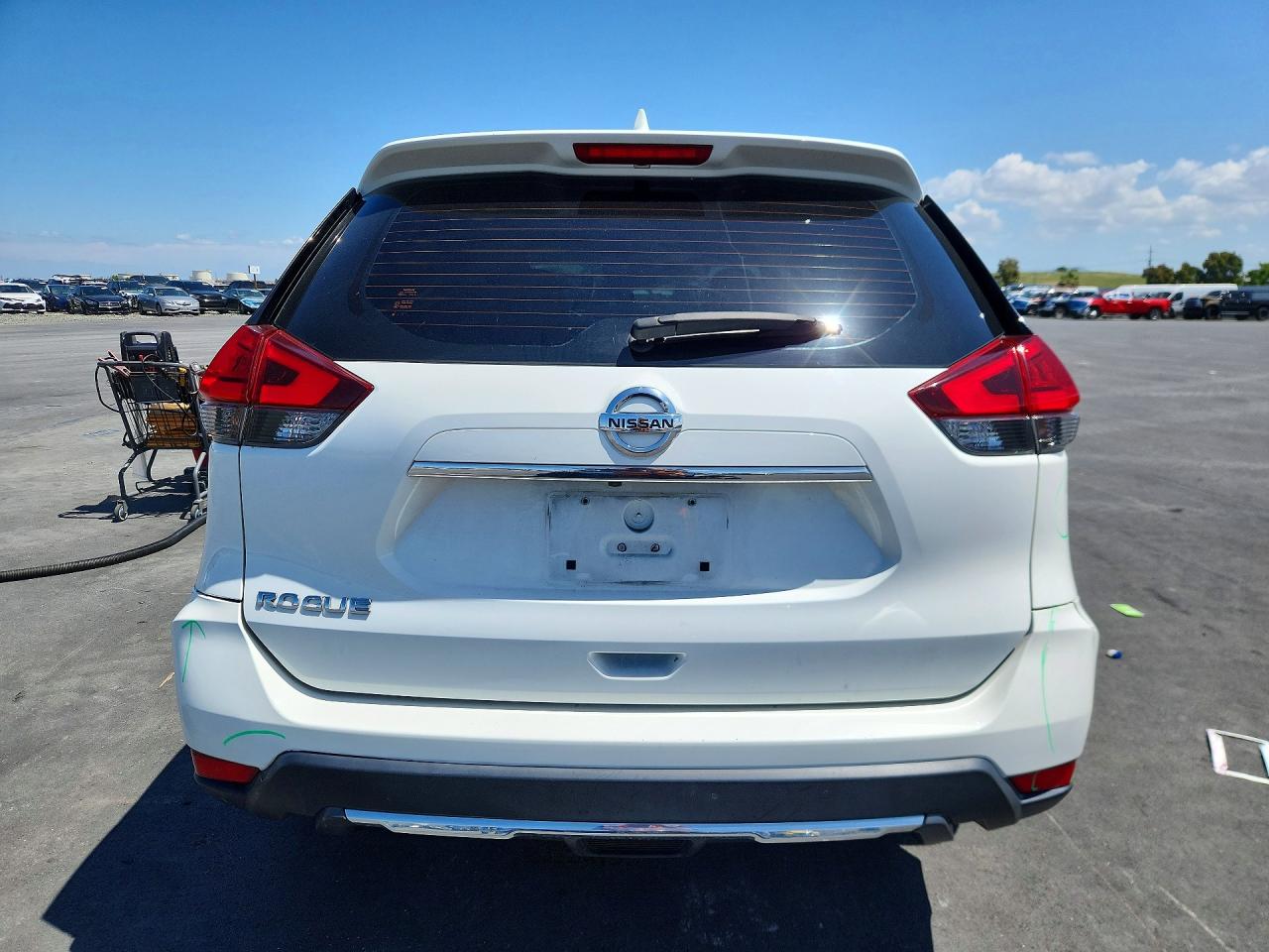 Nissan Rogue S
