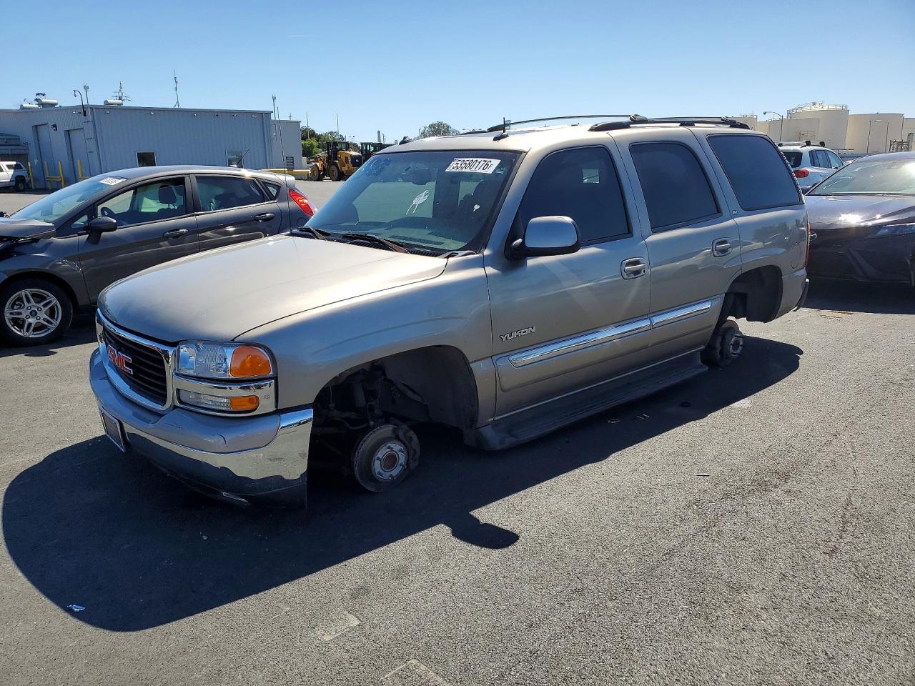 Salvage GMC Yukon Image