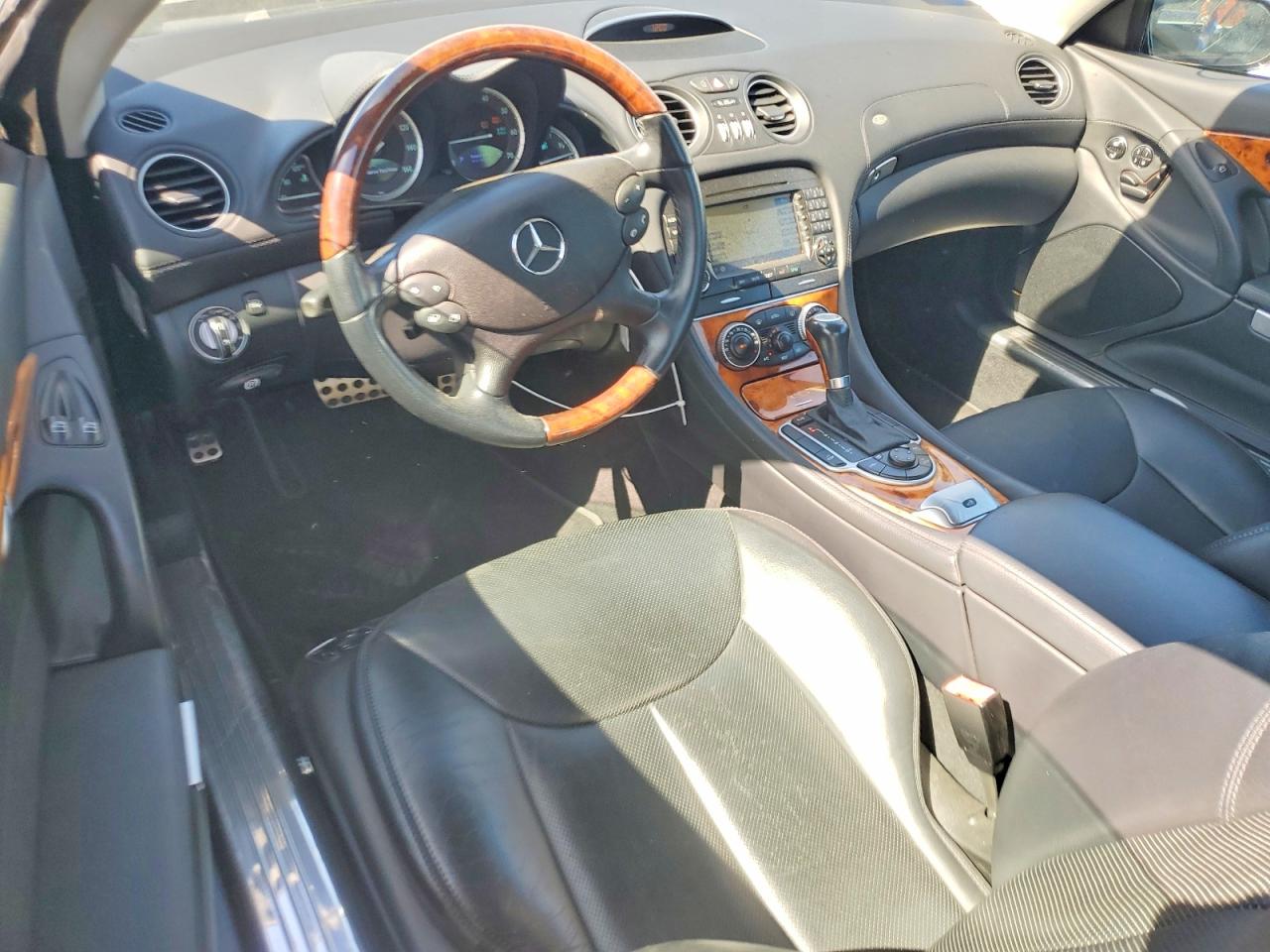 Mercedes-Benz S-Class 550