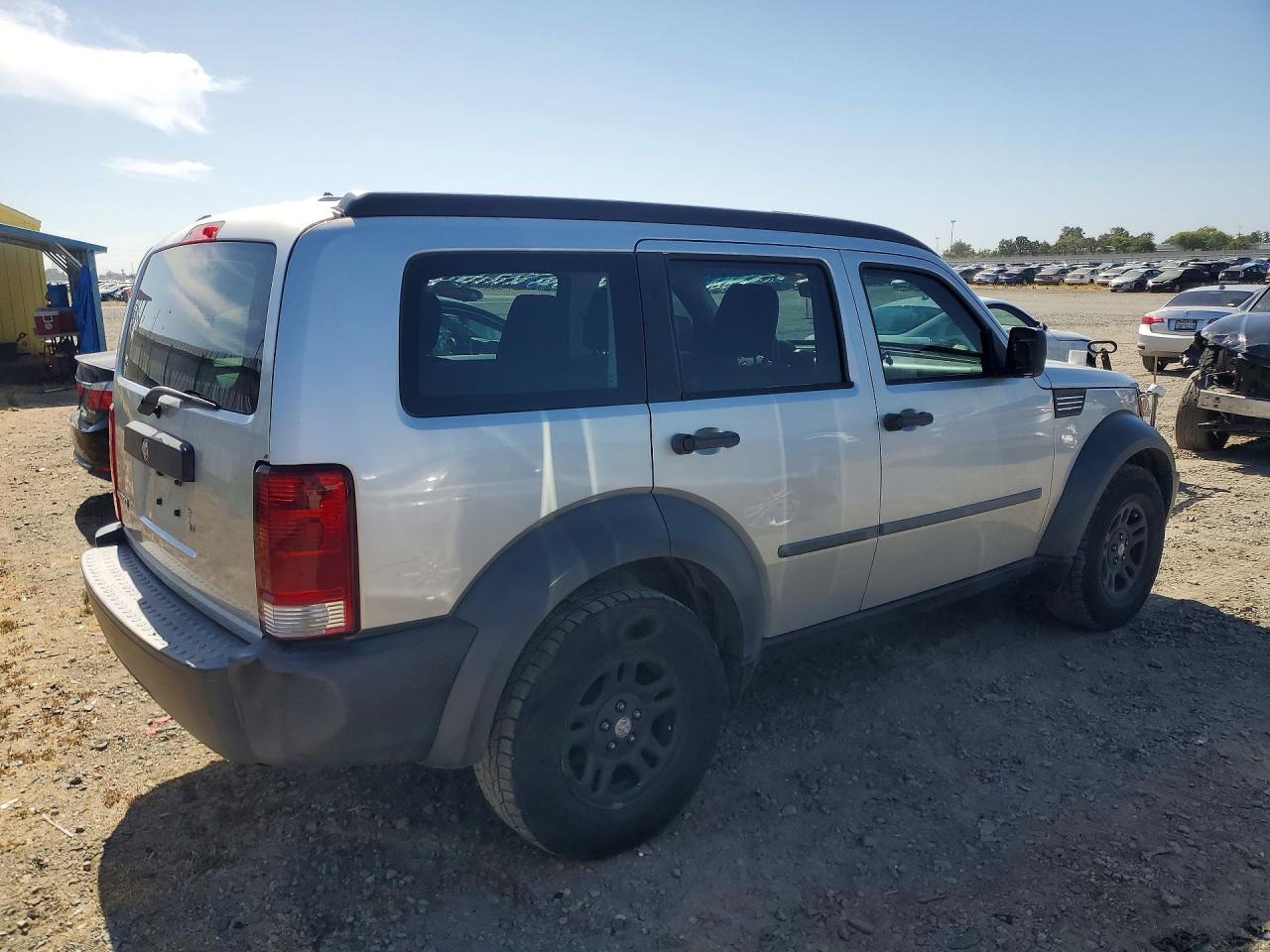 Dodge Nitro Sxt