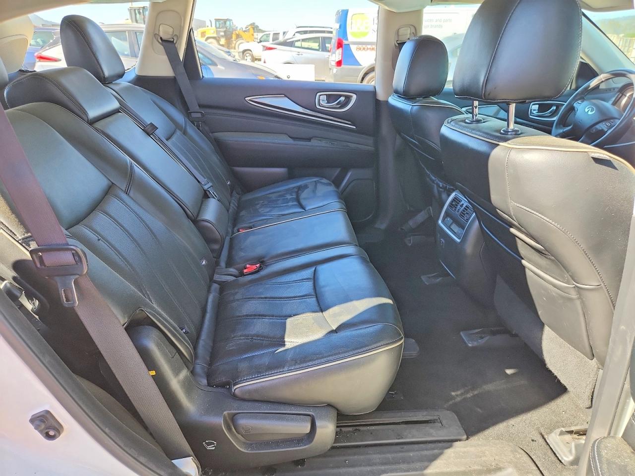 INFINITI Qx
