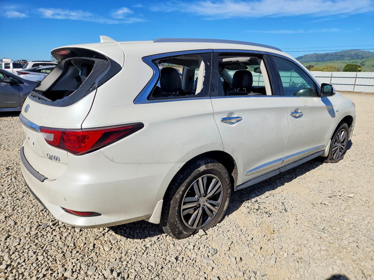 INFINITI Qx