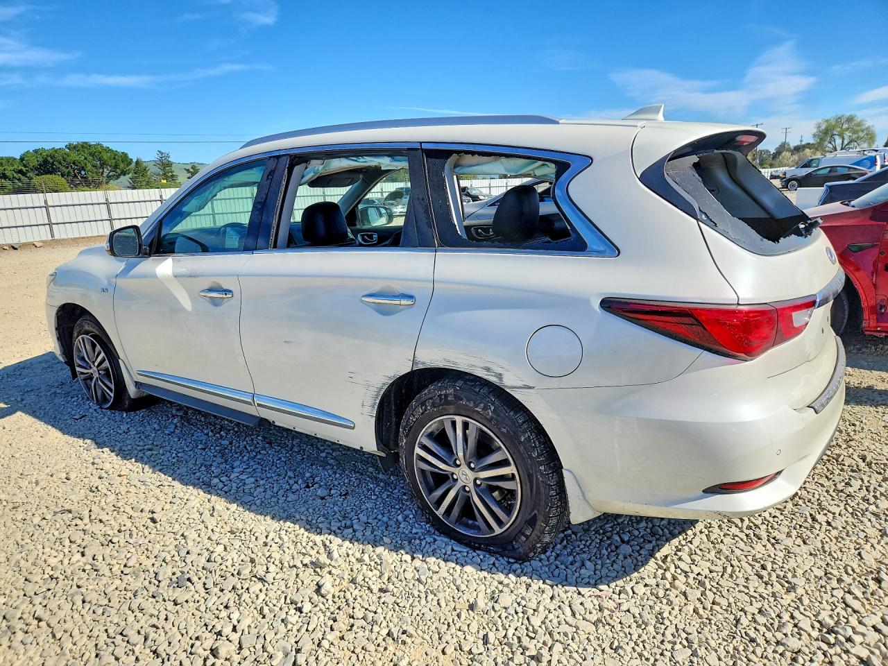 INFINITI Qx