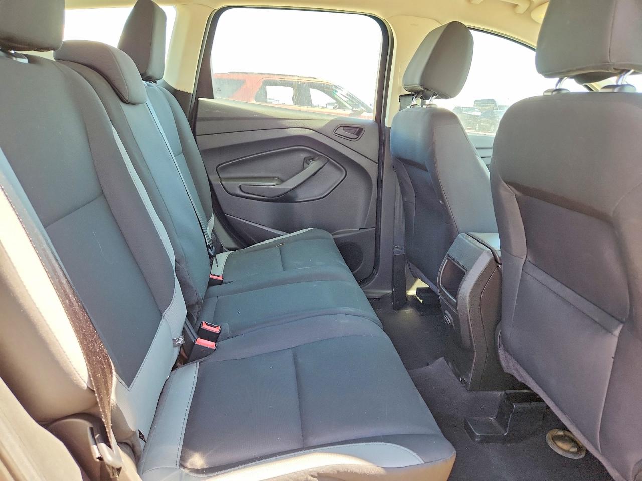Ford Escape S
