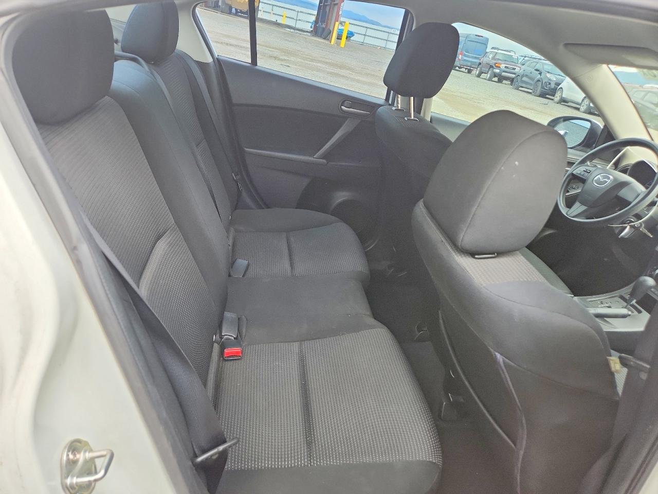 Mazda 3 I