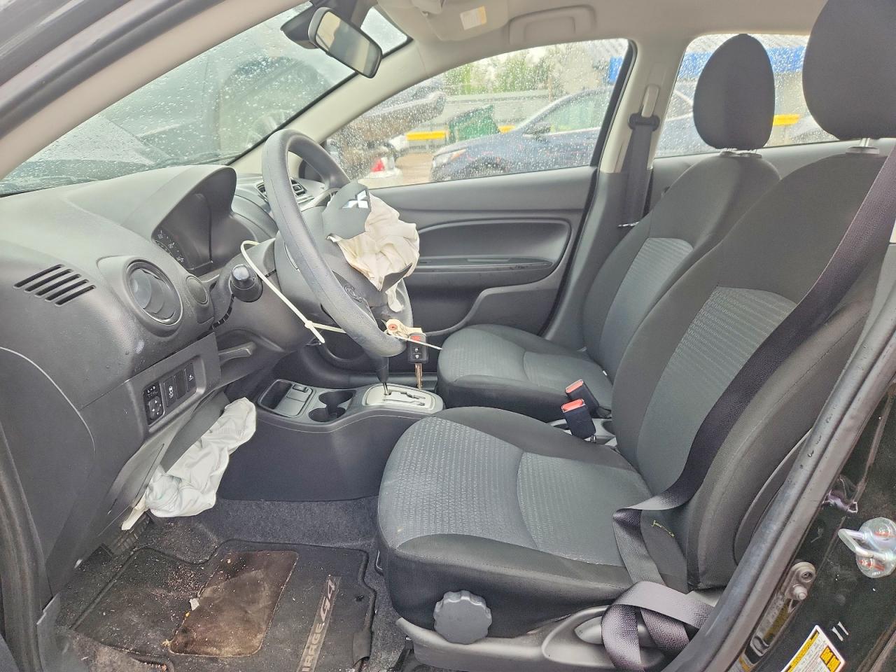 Mitsubishi Mirage G4 Es