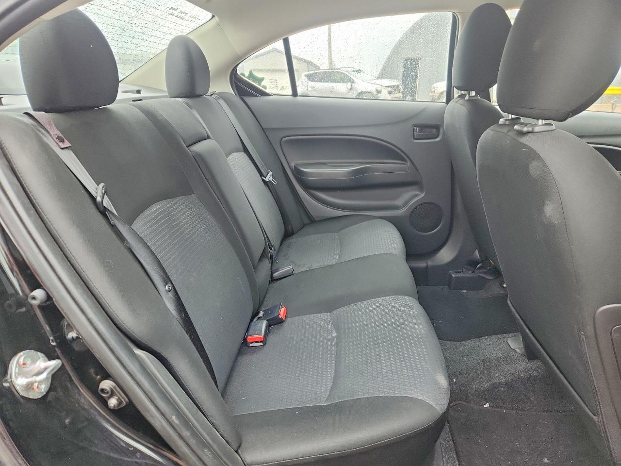 Mitsubishi Mirage G4 Es