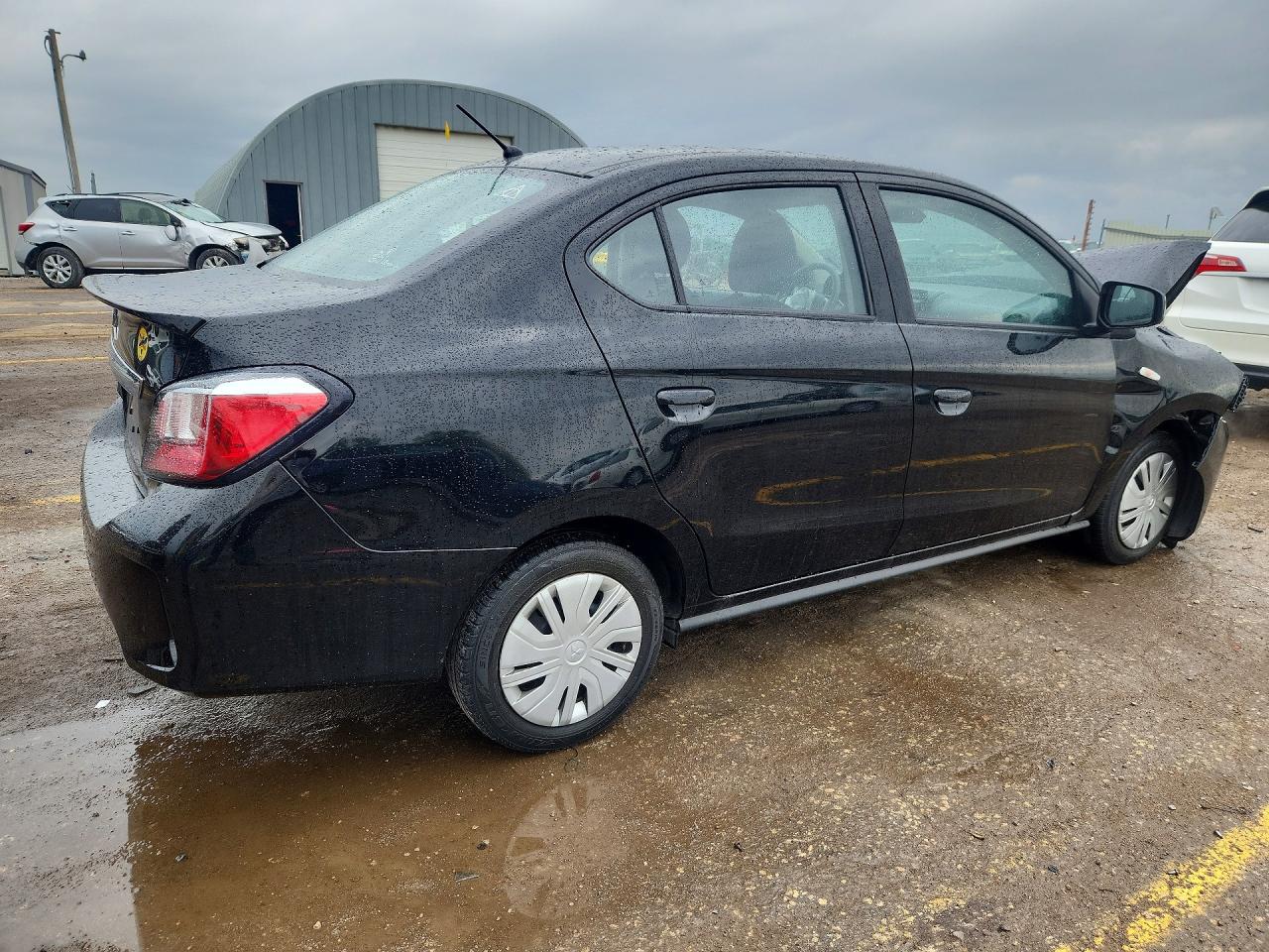 Mitsubishi Mirage G4 Es