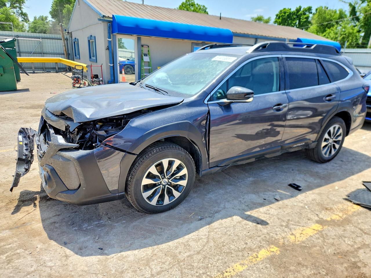 Salvage Subaru Outback Image