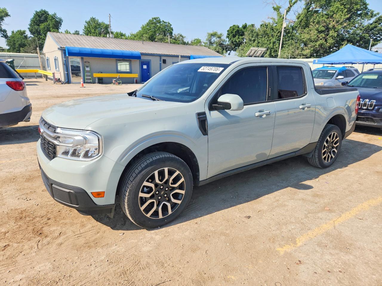 Salvage Ford Maverick Image