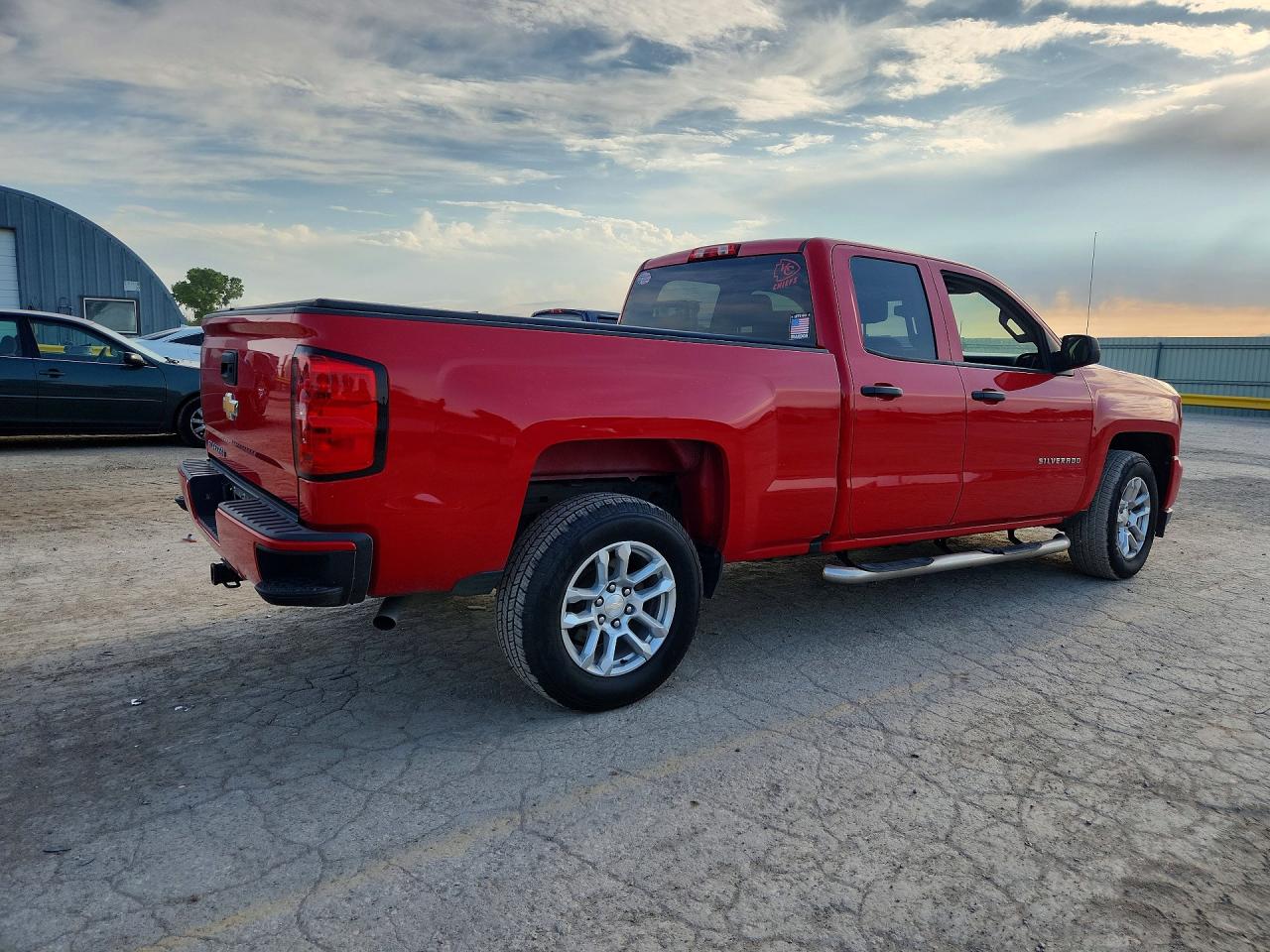 Chevrolet Silverado C1500 Custom