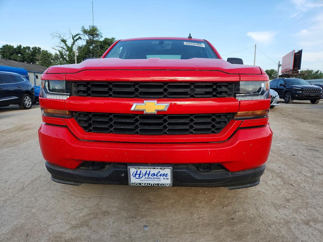 Chevrolet Silverado C1500 Custom