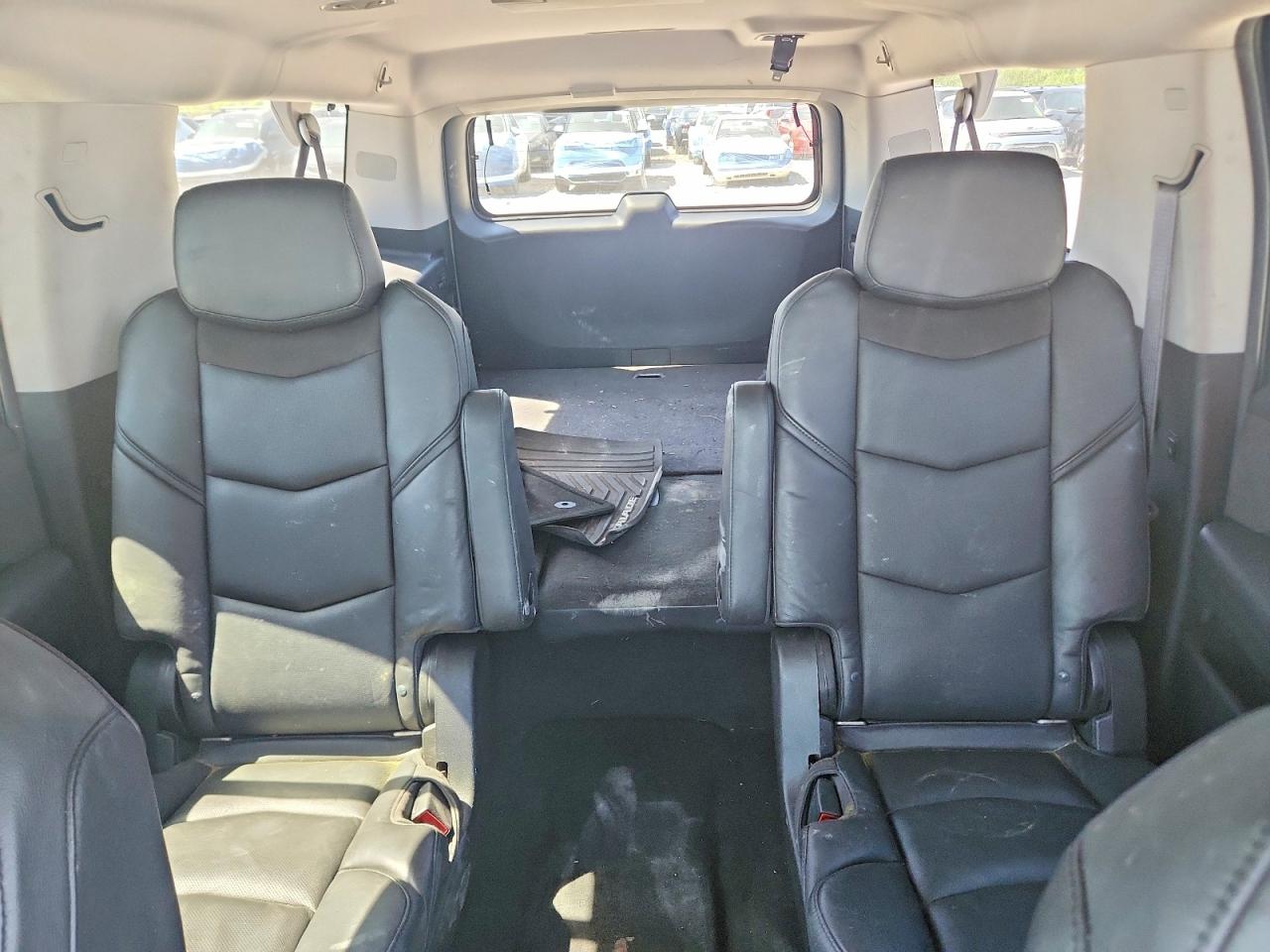 Cadillac Escalade Esv Premium