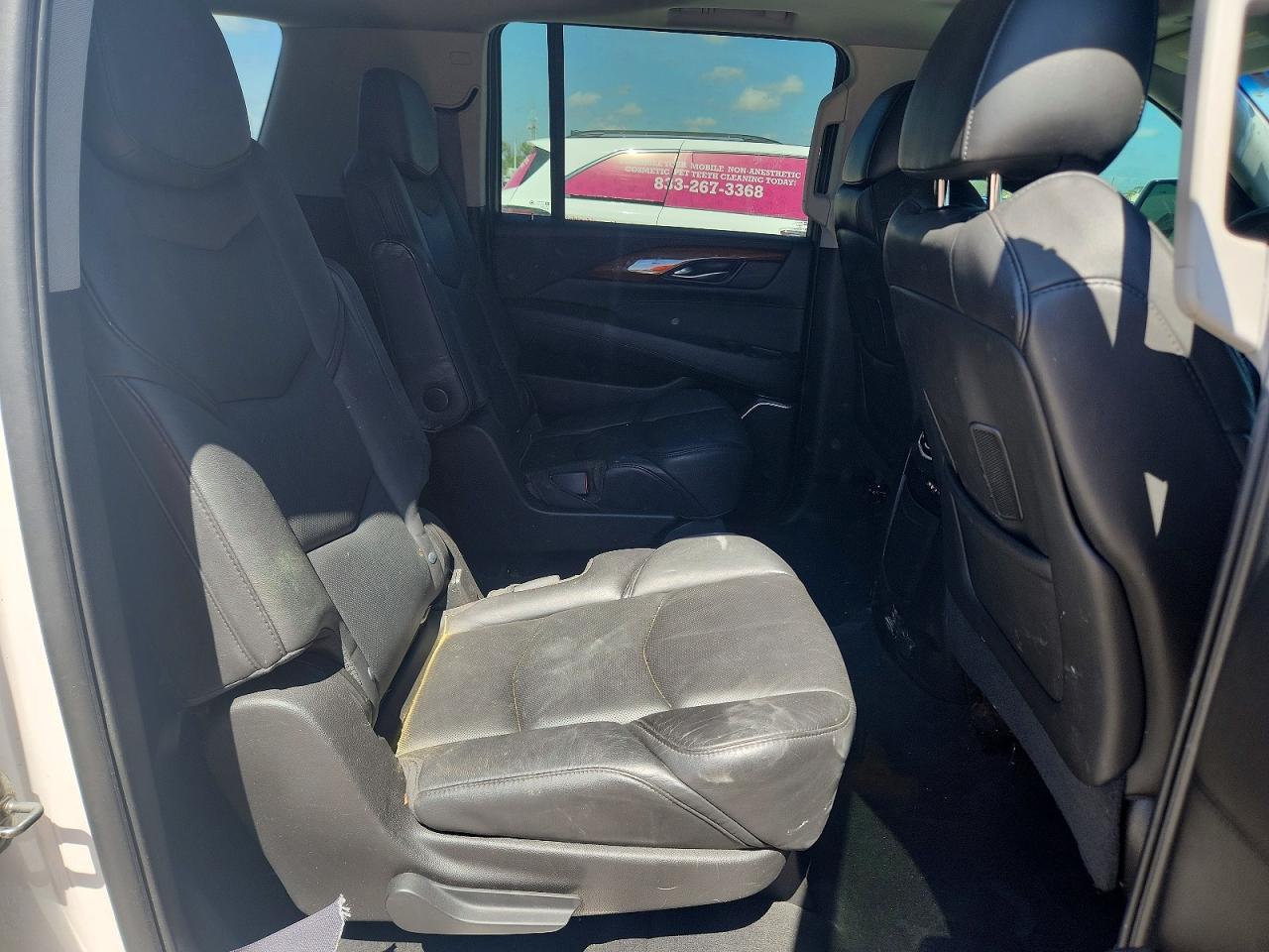 Cadillac Escalade Esv Premium