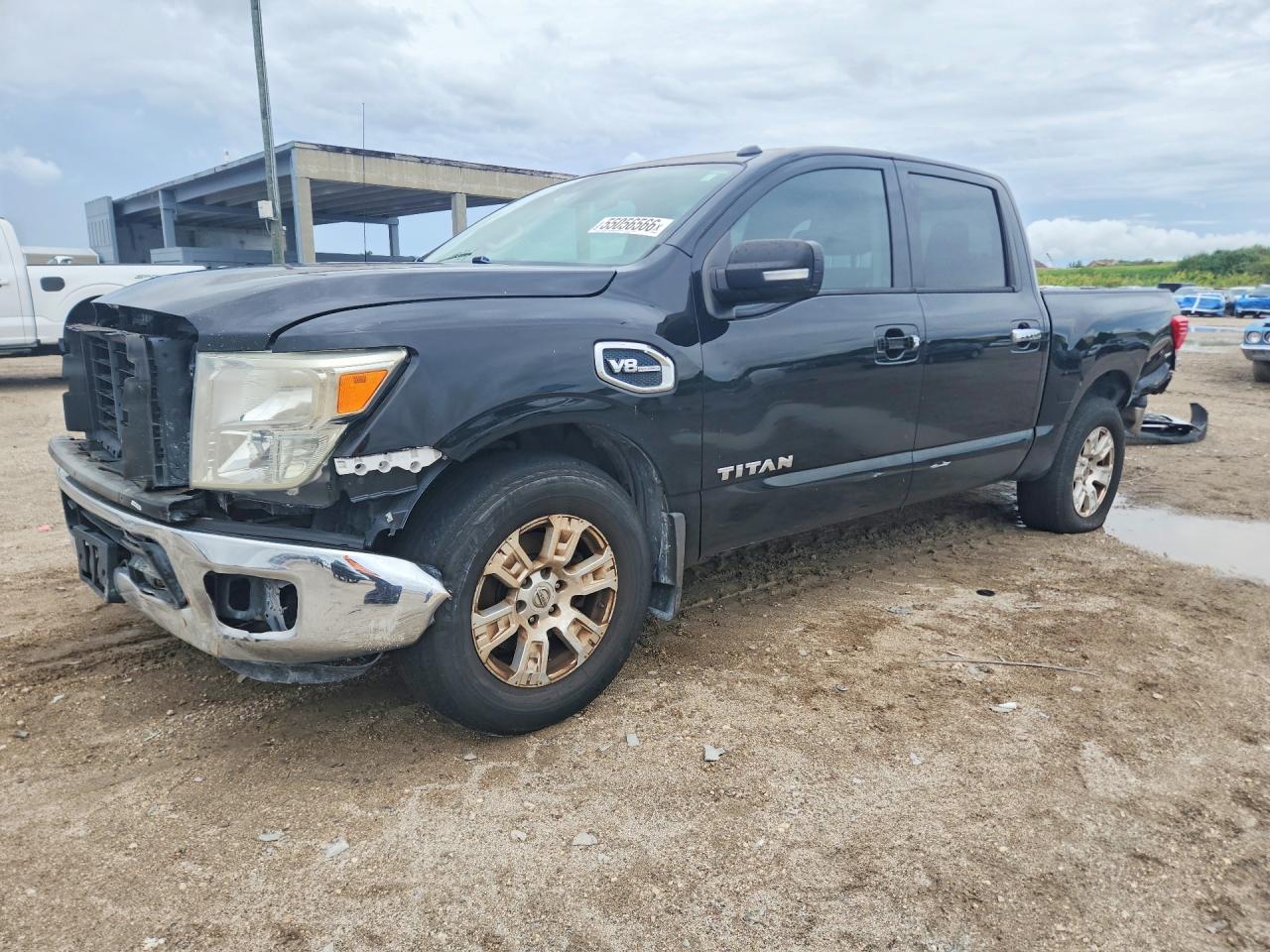 Salvage Nissan Titan Image