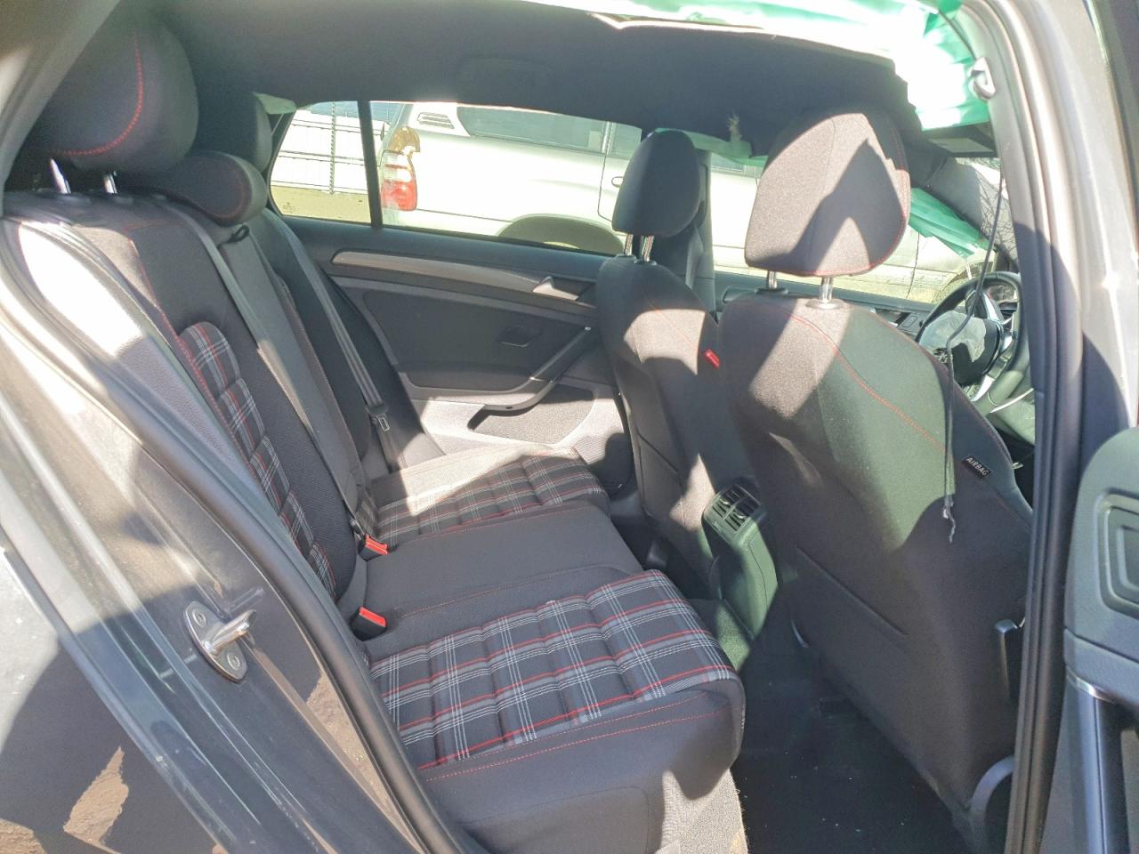 Volkswagen GTI S