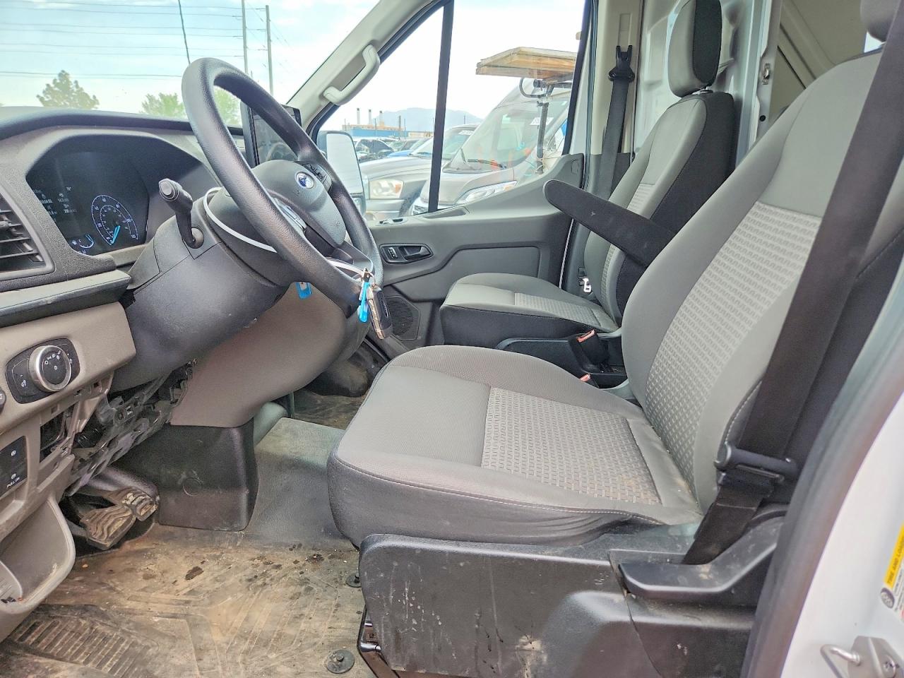 Ford Transit T-250