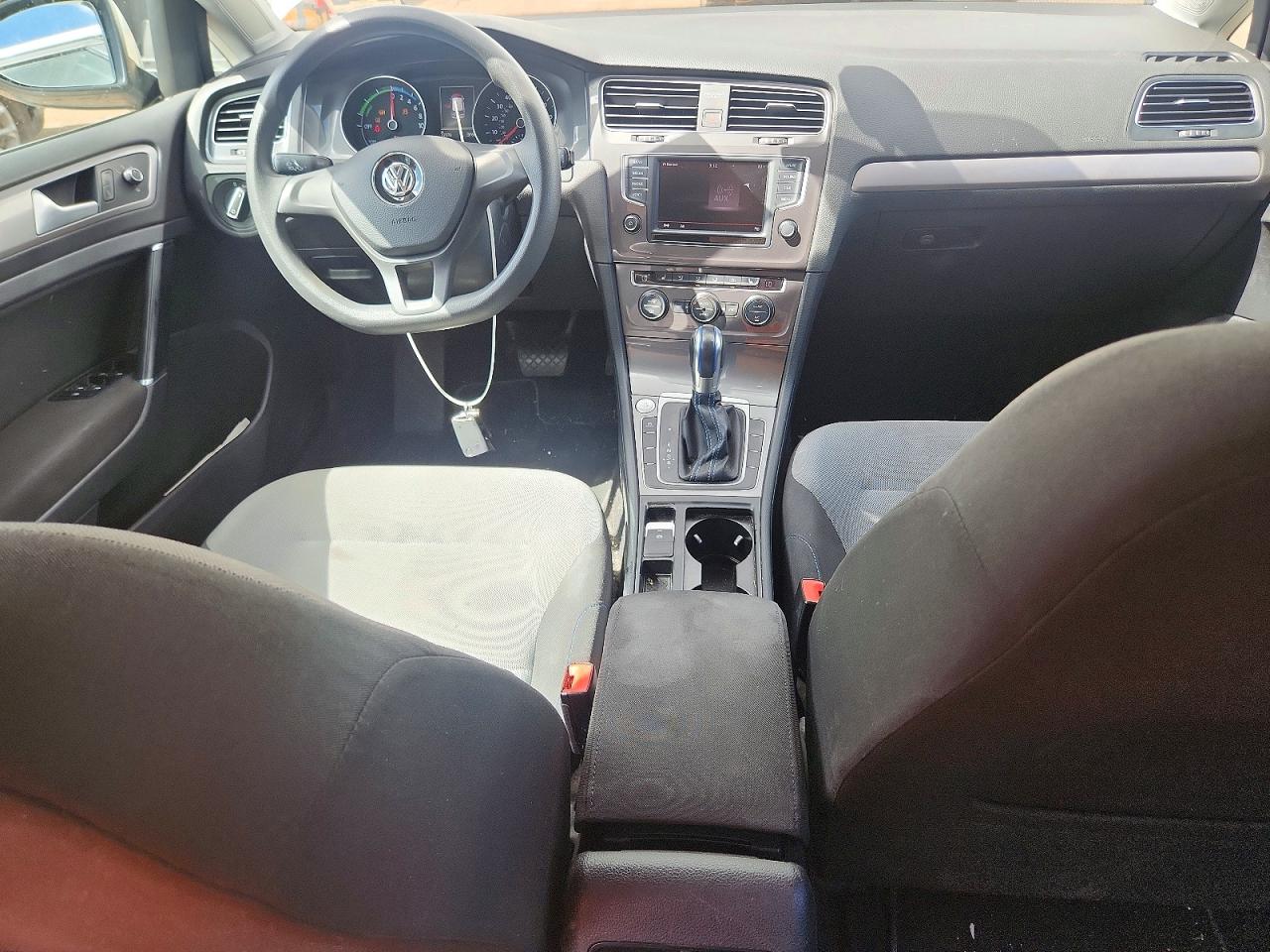 Volkswagen Golf Se