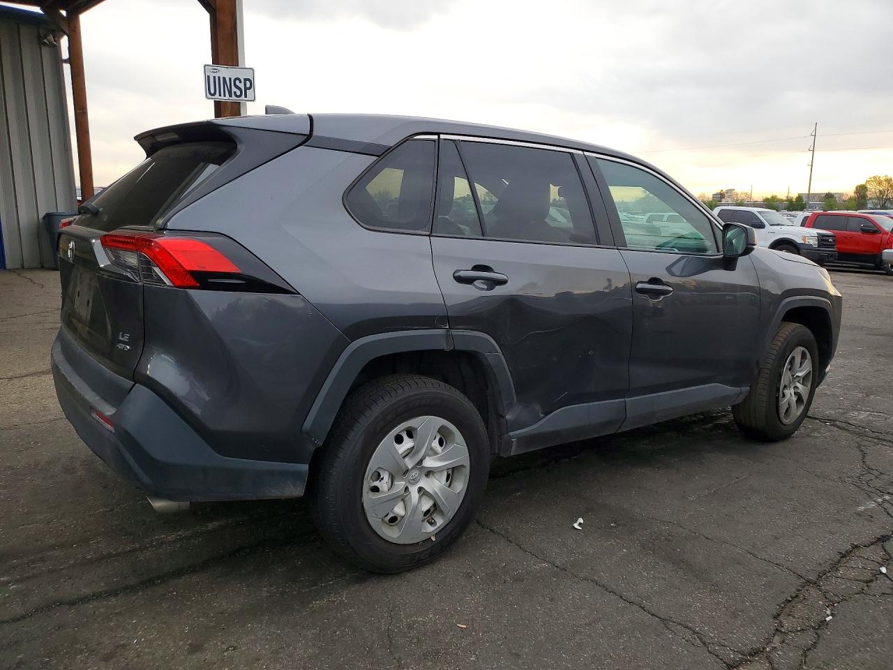 Toyota RAV4 Le
