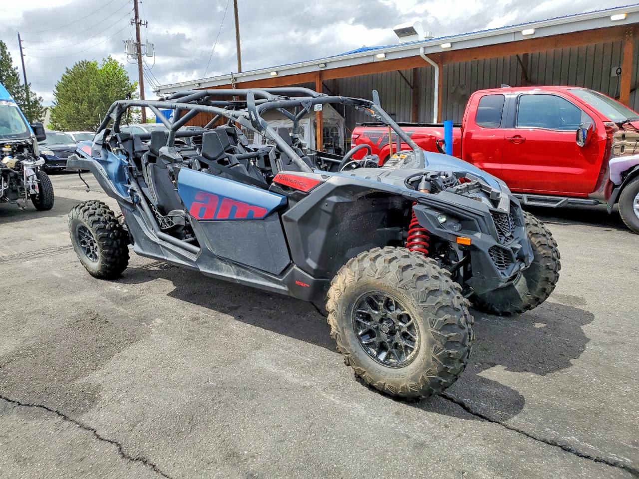 Salvage Can-Am Maverick X3 Image