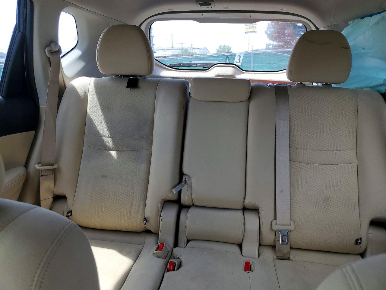 Nissan Rogue S