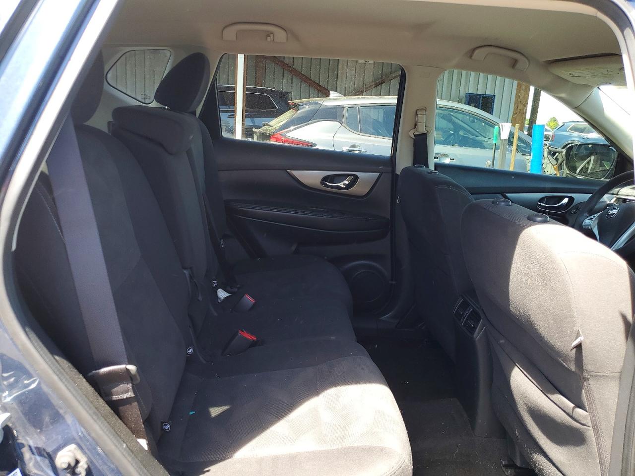 Nissan Rogue Sv