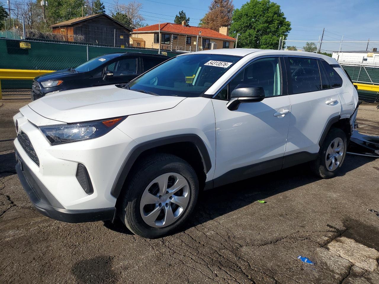 Salvage Toyota RAV4 Image