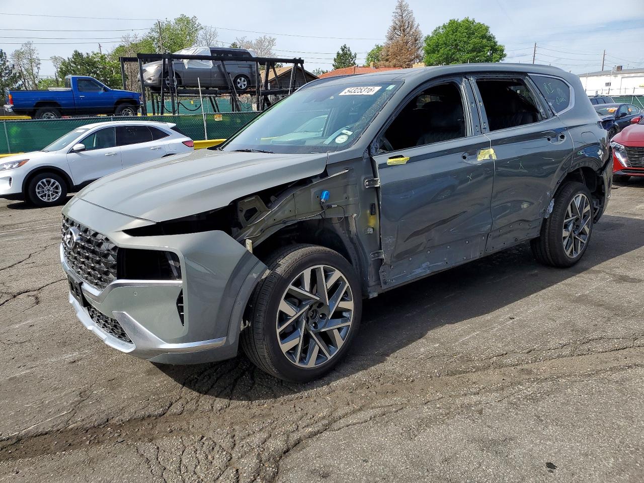 Salvage Hyundai SANTA FE Image