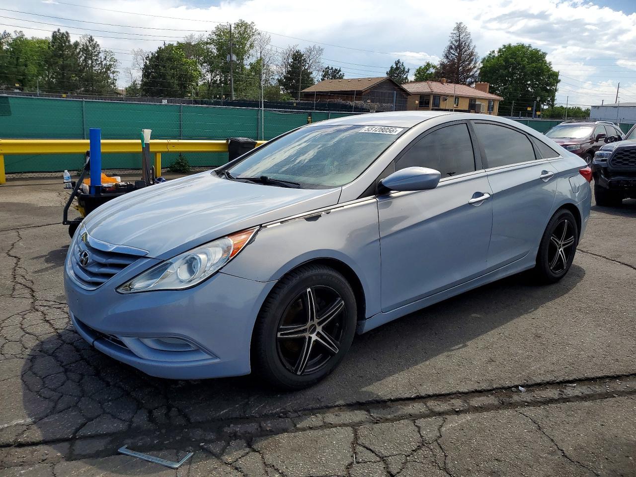 Salvage Hyundai SONATA Image