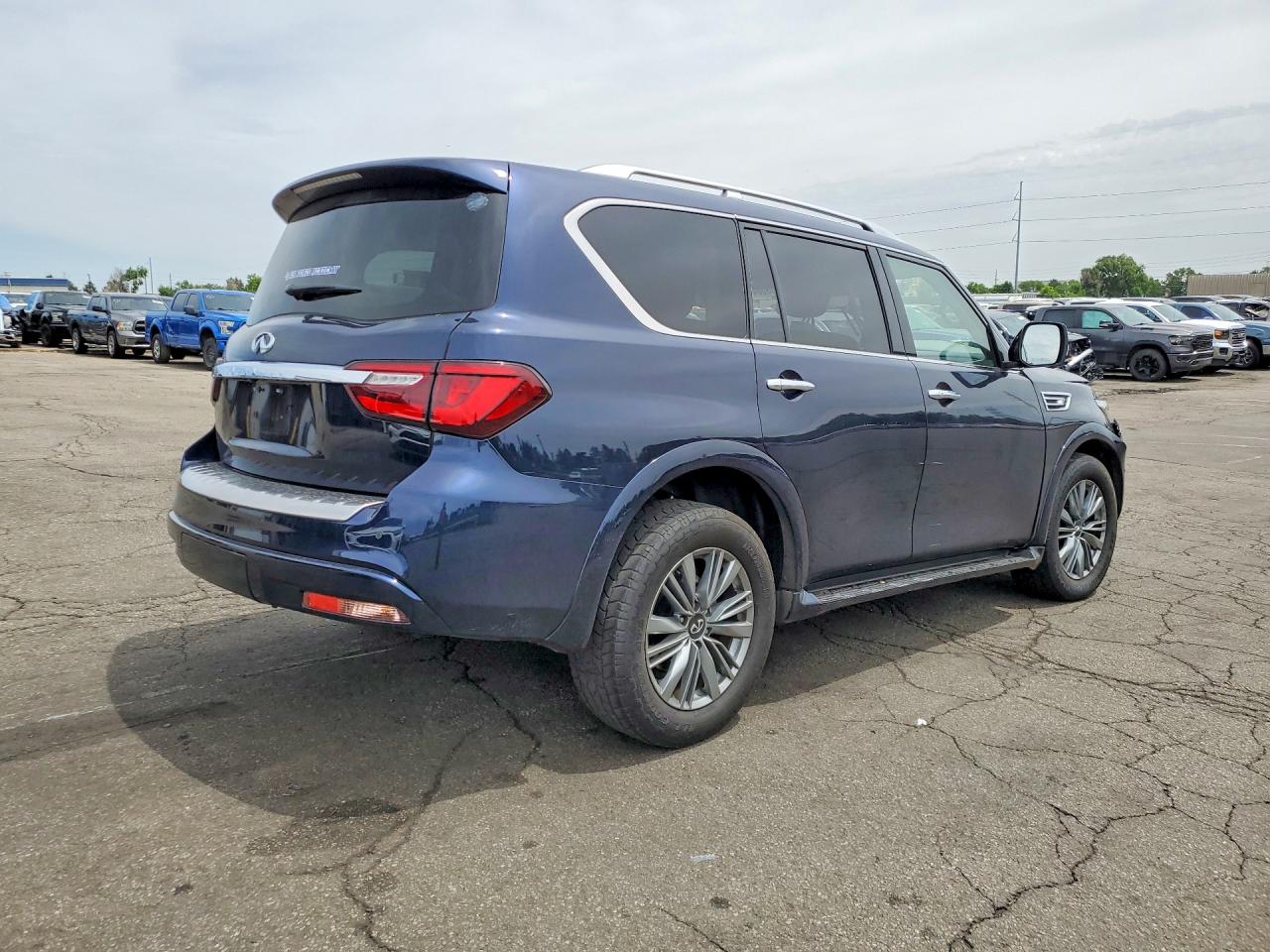 INFINITI Qx Luxe
