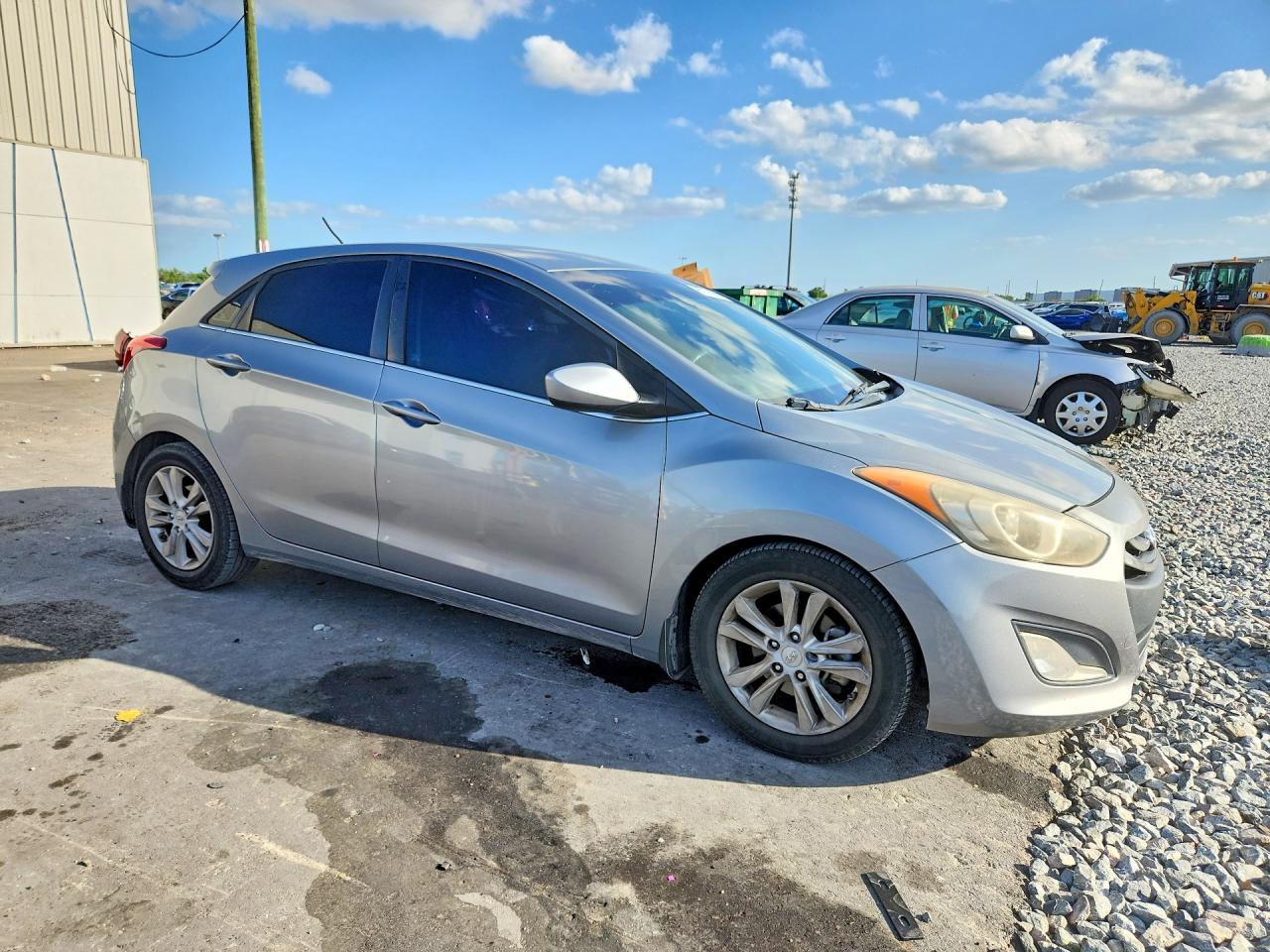 Hyundai ELANTRA Base