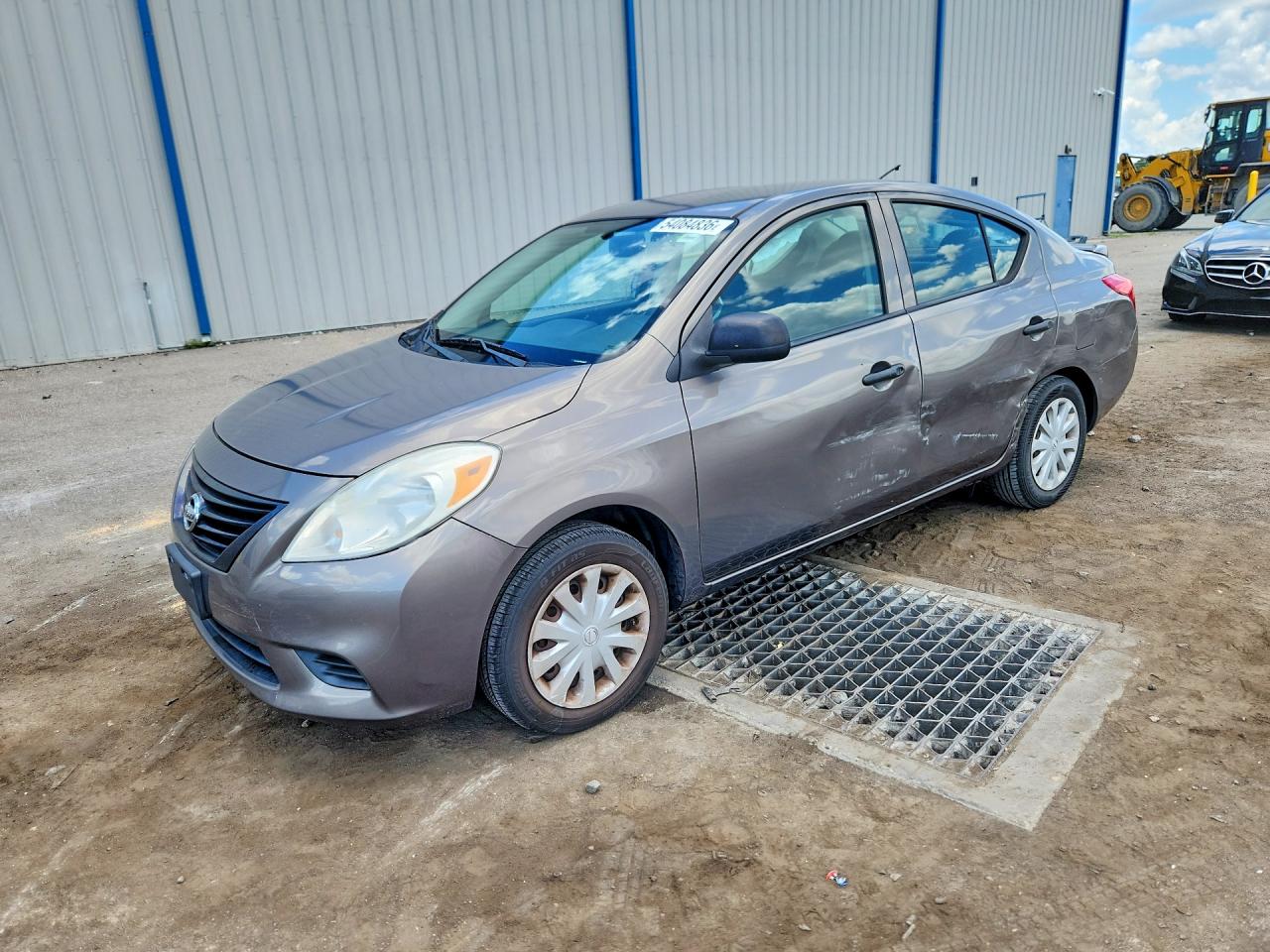 Salvage Nissan Versa Image