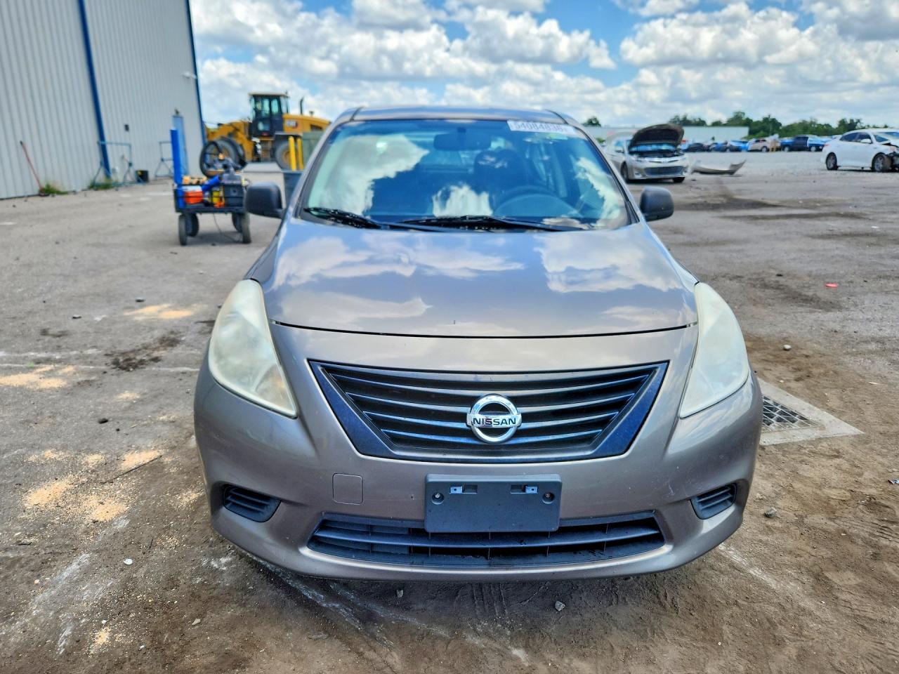 Nissan Versa 1.6 S Plus