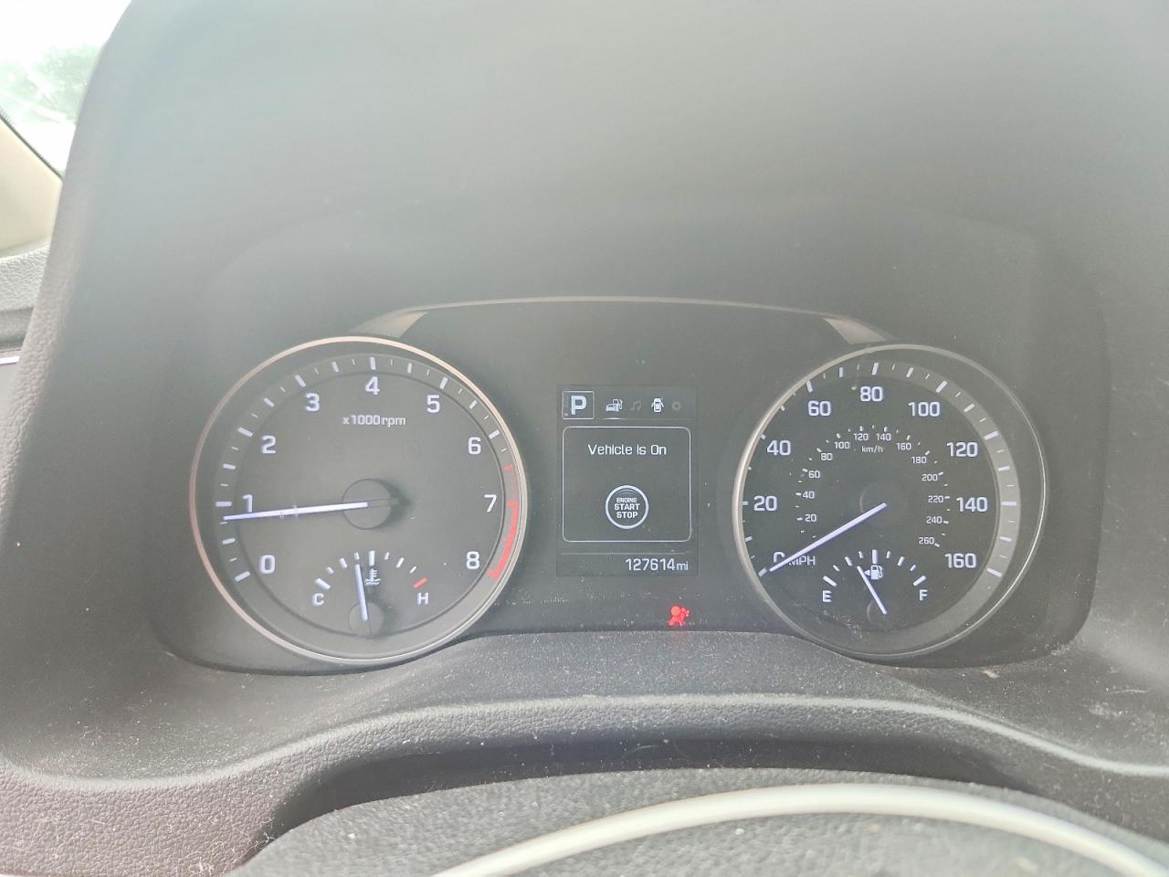 Hyundai ELANTRA Value Edition