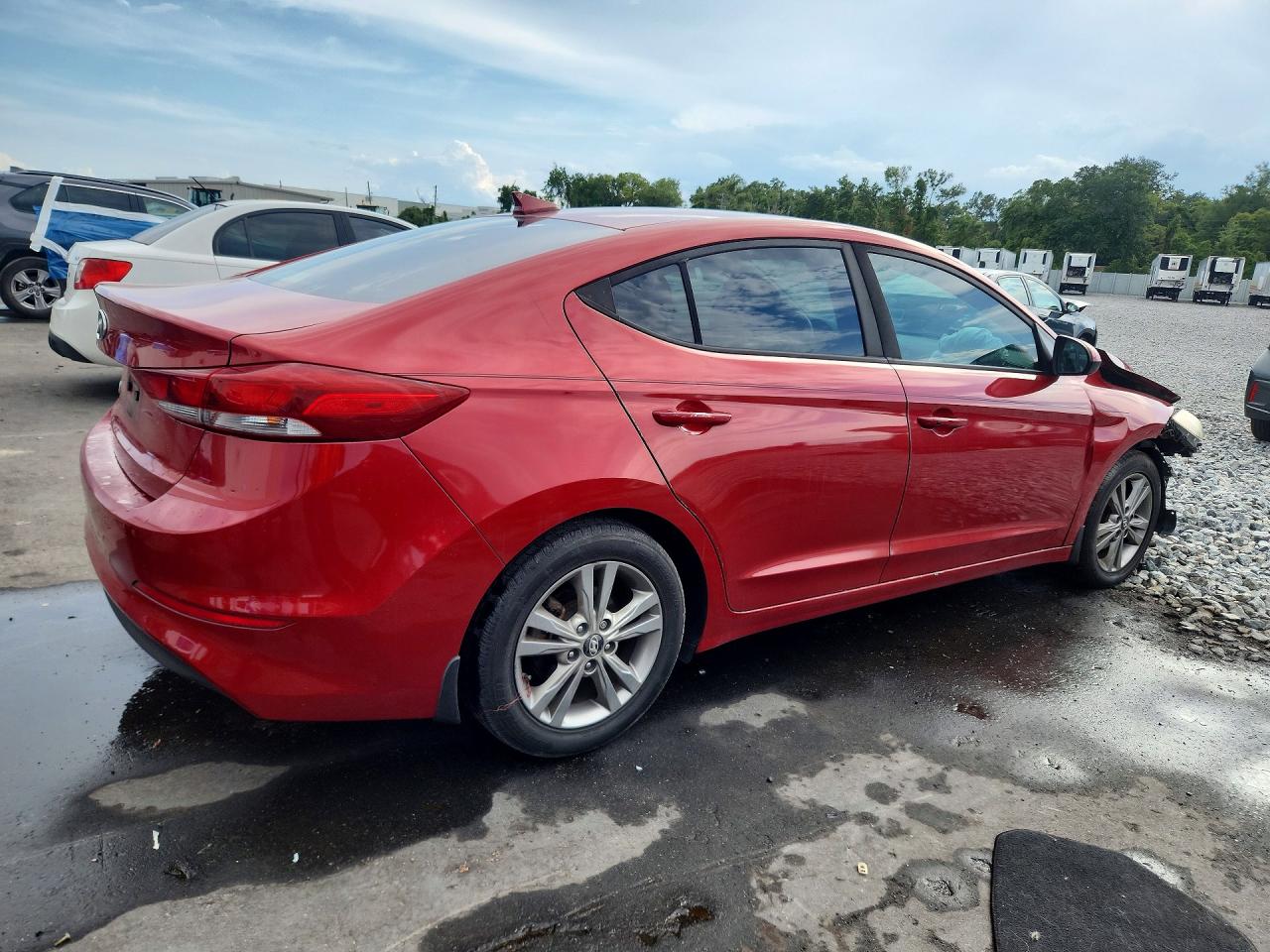 Hyundai ELANTRA Value Edition
