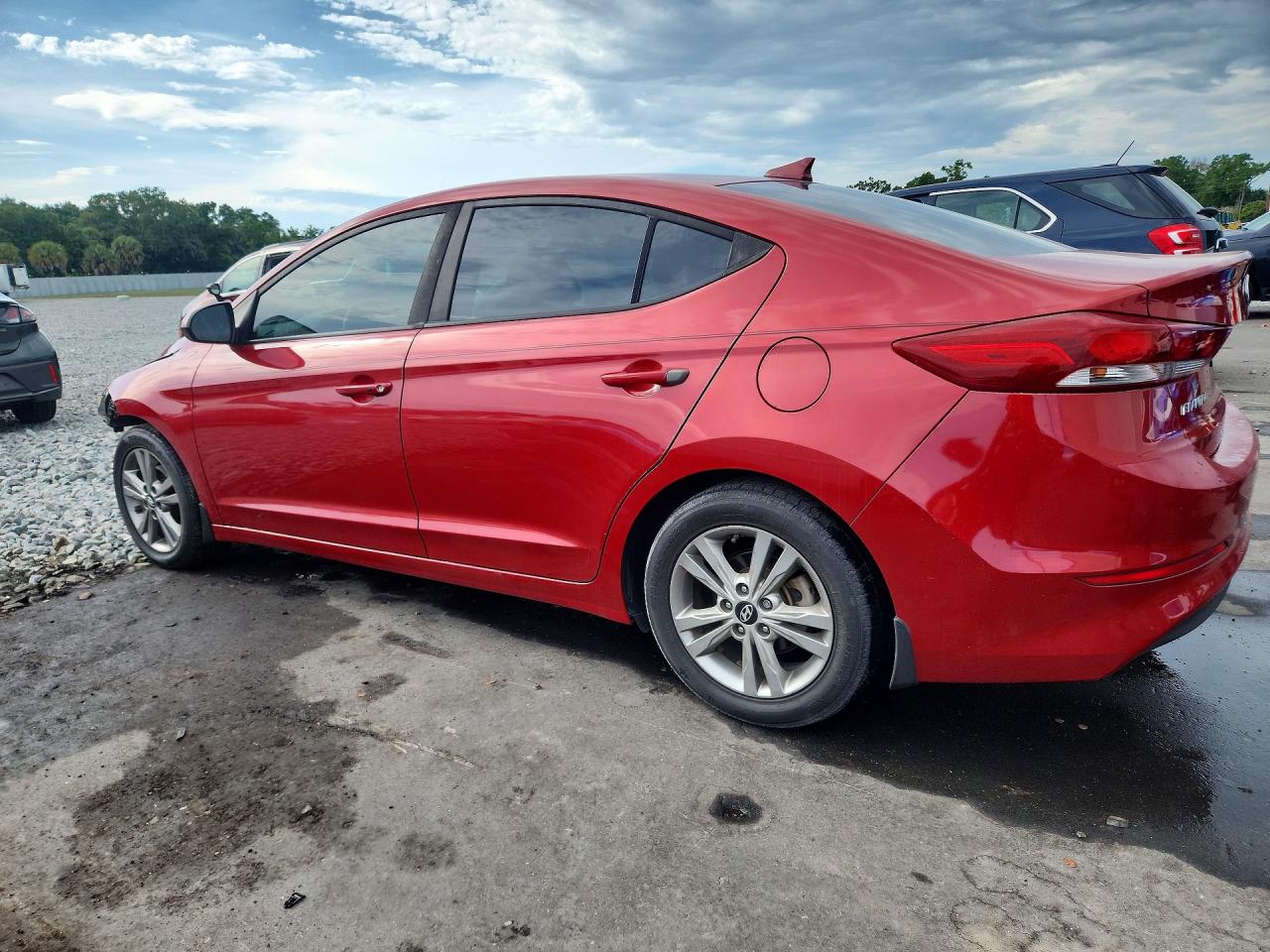 Hyundai ELANTRA Value Edition