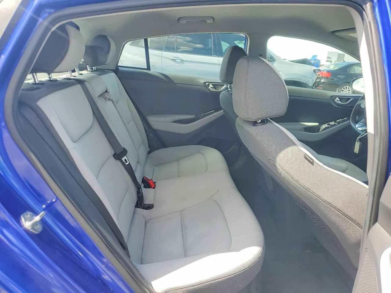 Hyundai Ioniq Se