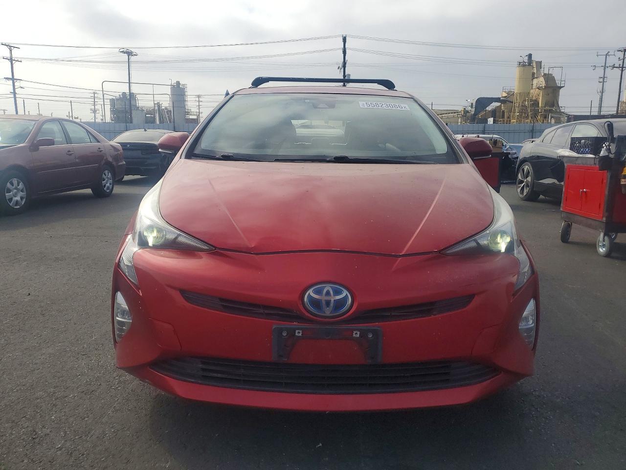 Toyota Prius Three Touring